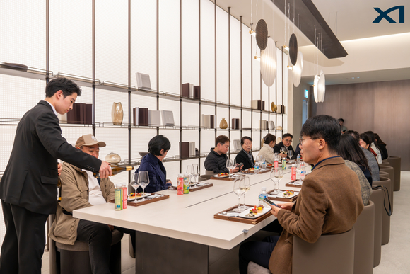 ▲15일 자이갤러리에서 진행된 ‘자이안데이’ 행사 모습 / 사진=GS건설 자이(Xi) 리브랜딩 1주년, 고객 참여 행사 가져