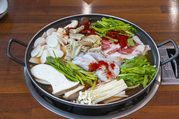 경기관광공사, 세월만큼 깊어진 맛 노포 소개