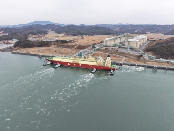  SK이노베이션 E&S, 호주 LNG 국내 첫 입항…연 130만 톤 공급