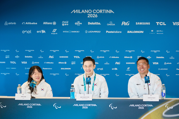 김윤지 5개 메달 쾌거…배동현 회장 “지속적인 지원 약속”